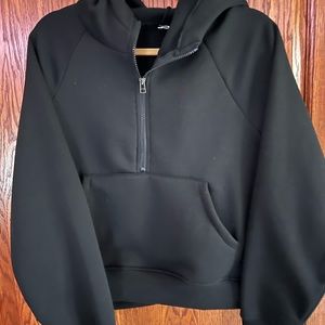 Cropped black half zip!